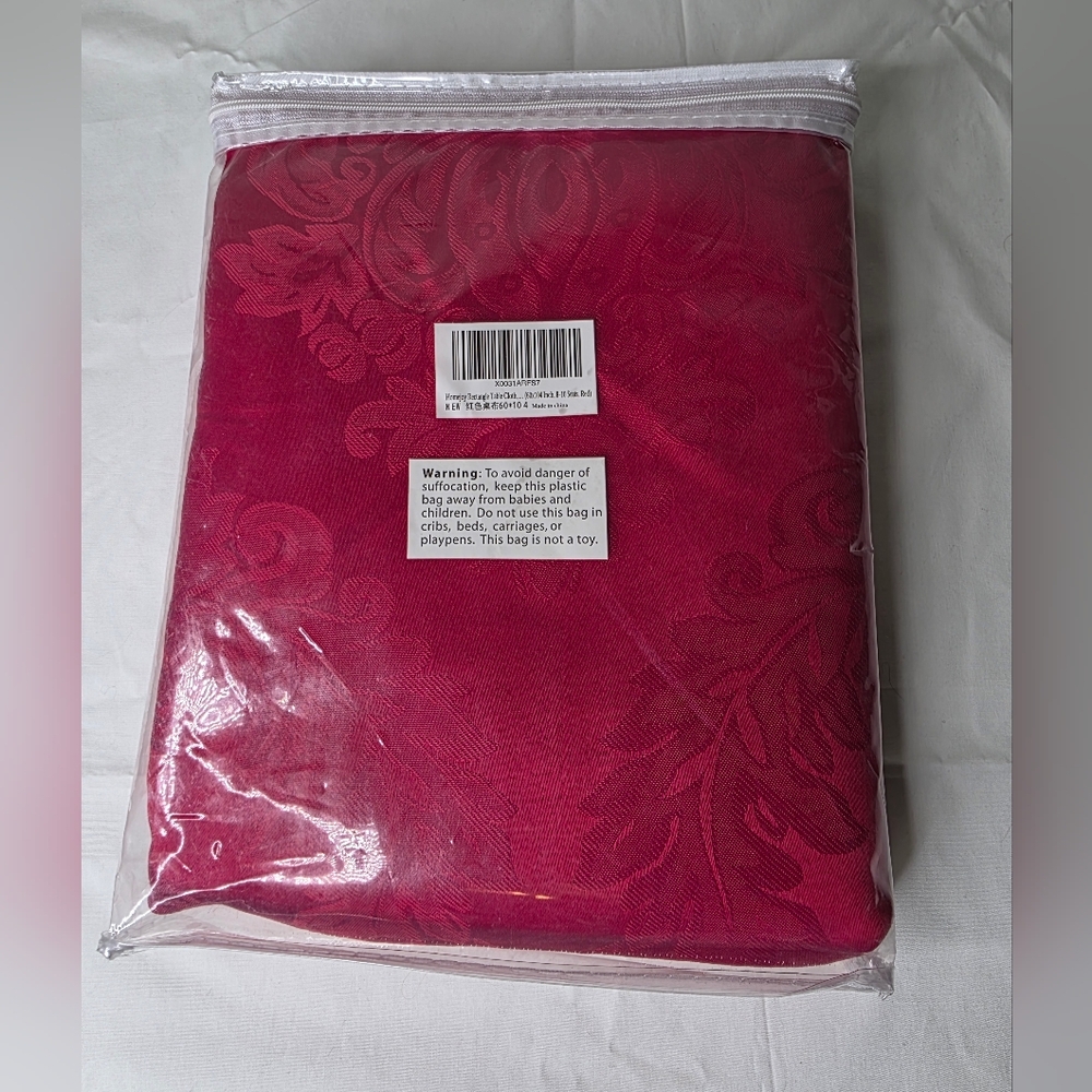 Red Tablecloth - Picture 2 of 2